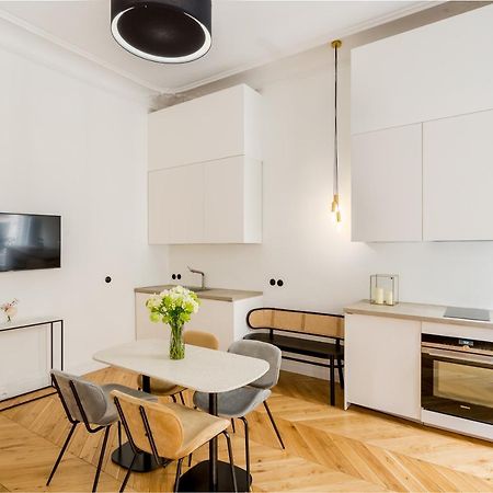 Appartement Echelle Paris Exterior foto