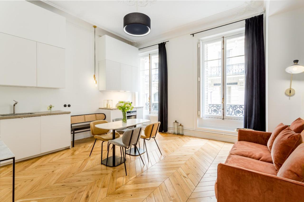 Appartement Echelle Paris Exterior foto