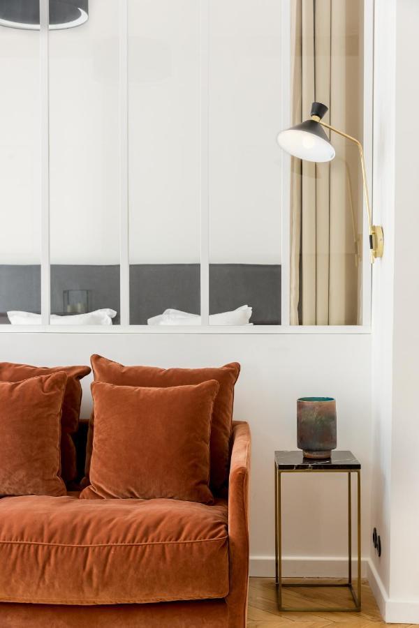 Appartement Echelle Paris Exterior foto
